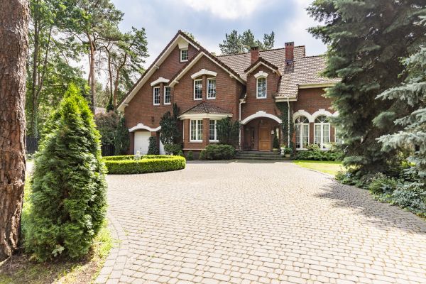 Cost of Driveway Pavers Repair in Anaheim