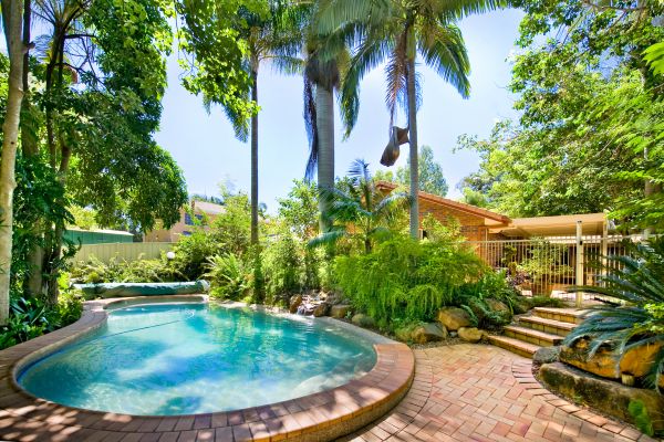 Cost of Pool Patio Paving in Anaheim